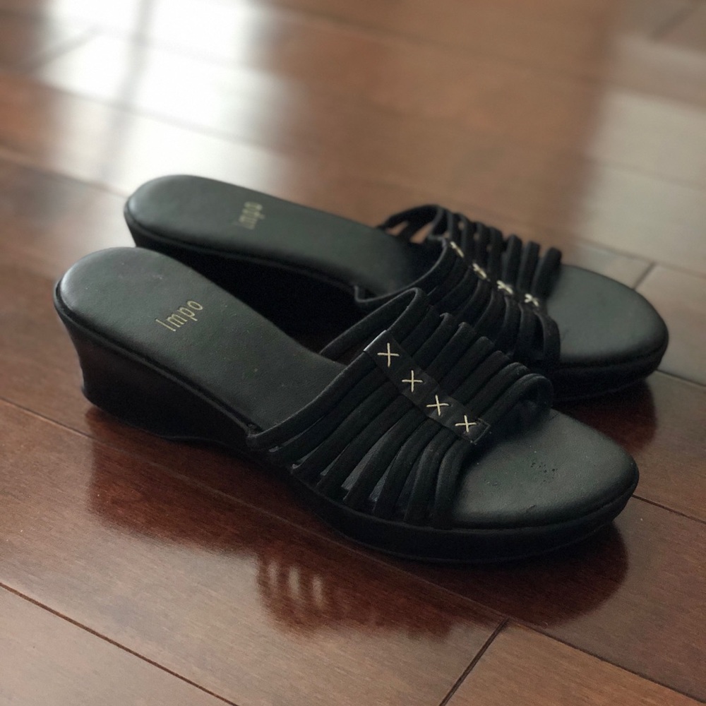Black 90s platform heel sandals 👡🖤